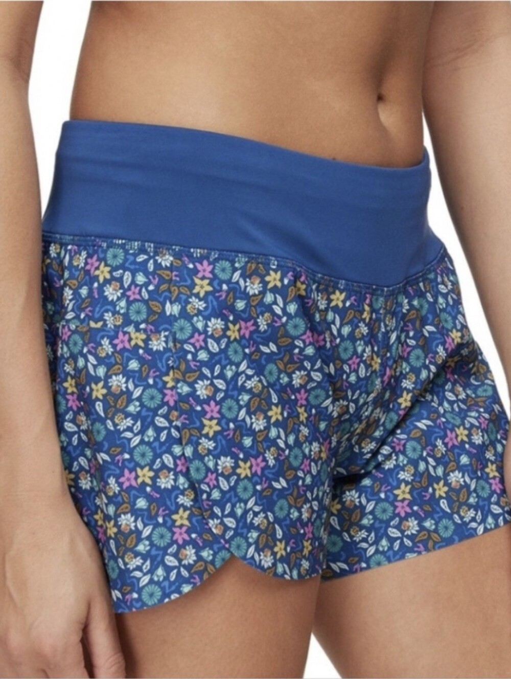 Patagonia Women's Stretch Hydropeak Surf Shorts in a "Cover Crop Wild" floral